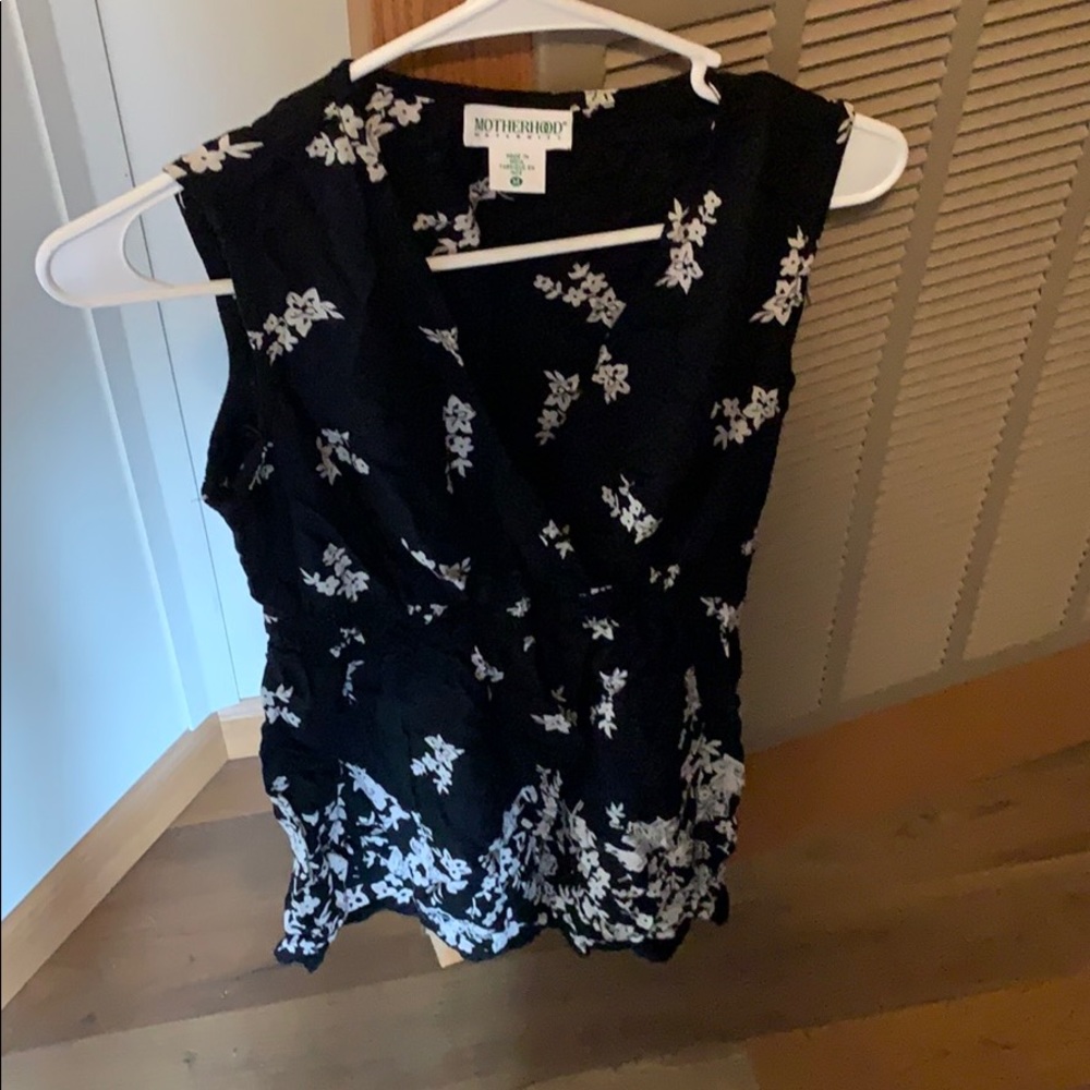 Maternity blouses